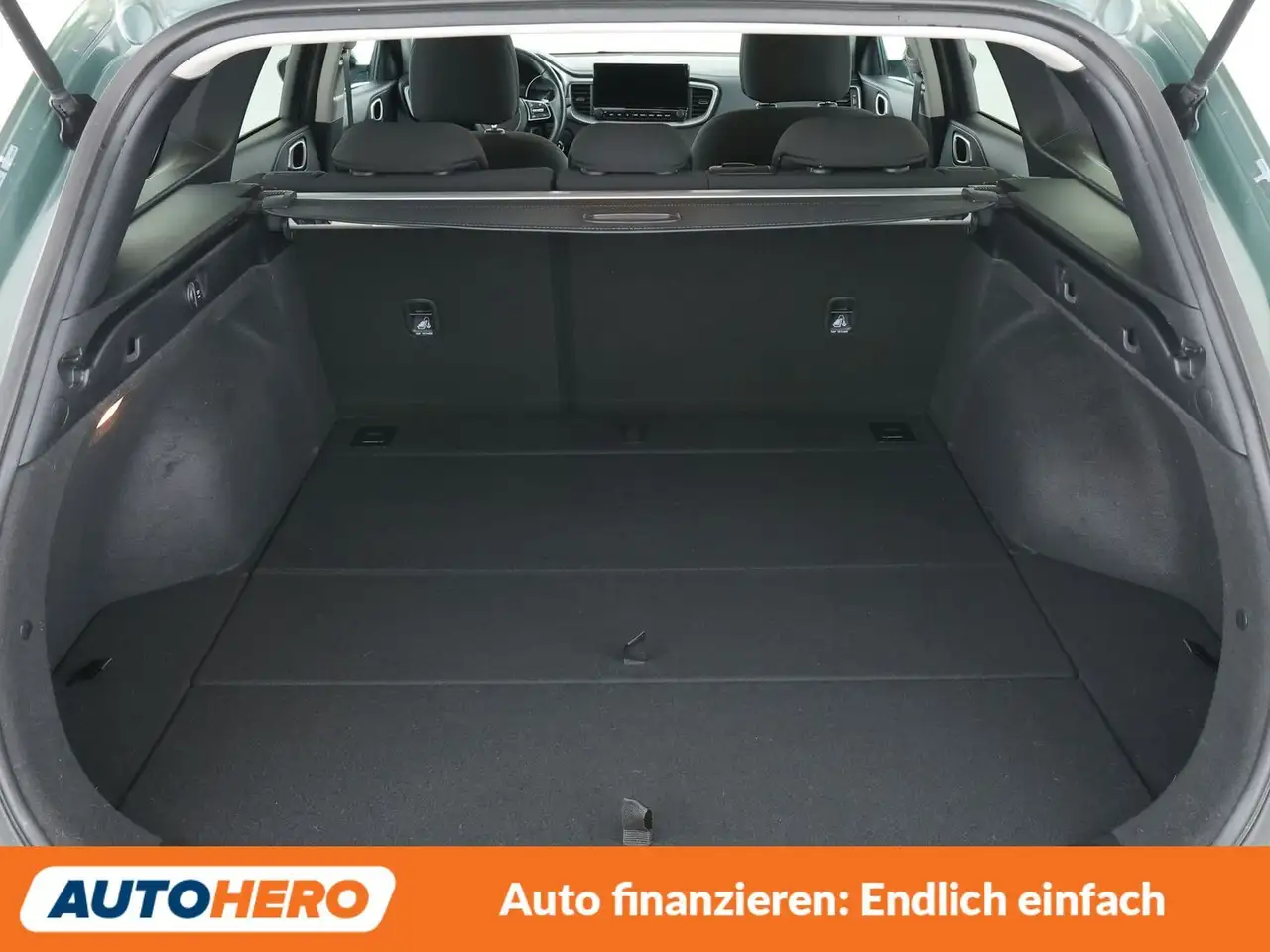 Kia Ceed / cee'd 1.5 TGDI Aut*NAVI*TEMPO*CAM*PDC*SHZ* — معرض صور السيارة 18