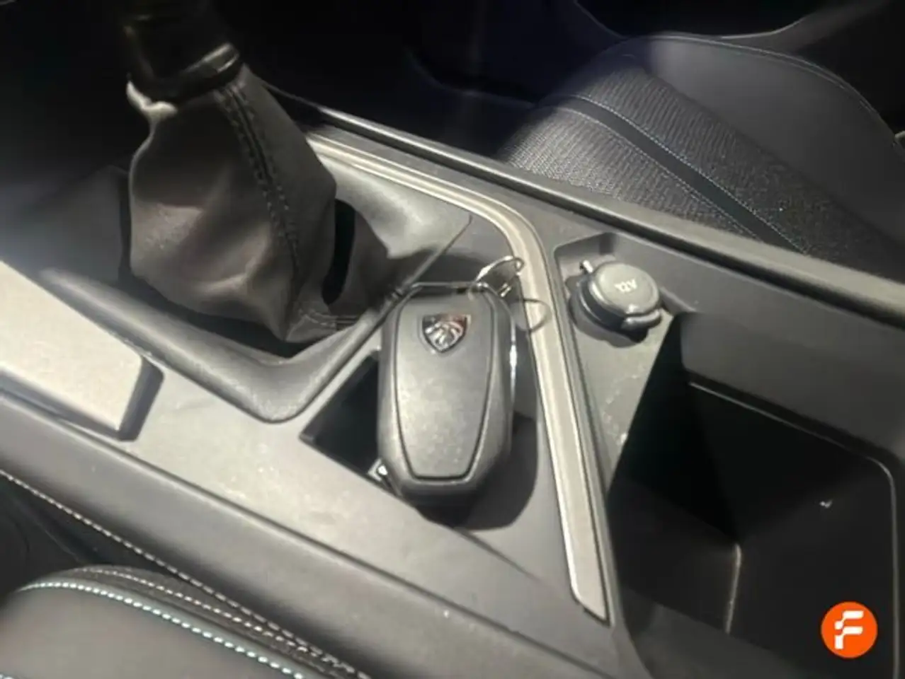 Peugeot 308 1.2 PureTech S&S Allure 130 — معرض صور السيارة 19
