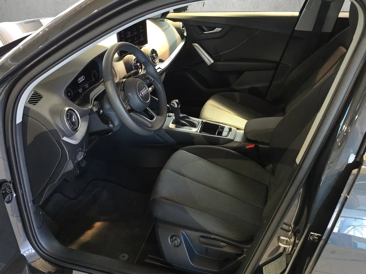 Audi Q2 advanced 35 1.5 TFSI*Kamera*SHZ*CARPLAY* — Galerie du véhicule 7