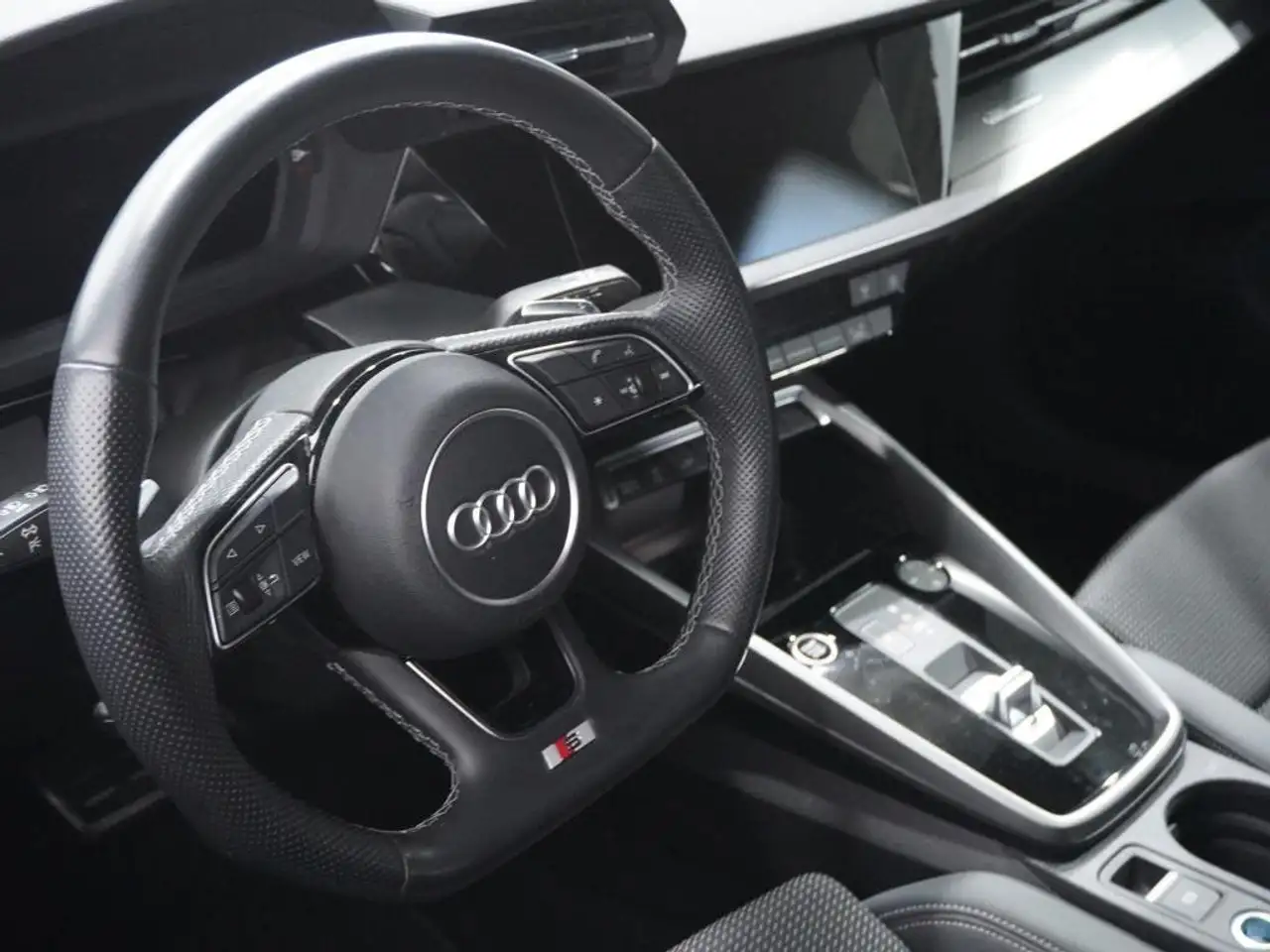 Audi A3 SB 40 TFSIe Genuine S tronic — معرض صور السيارة 14
