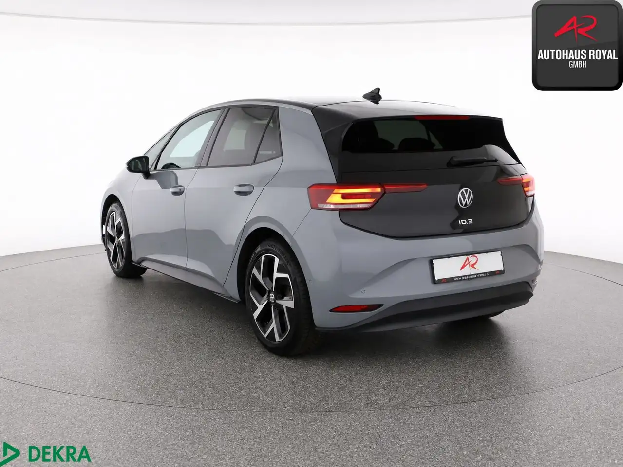 Volkswagen ID.3 PRO MOVE MASSAGE,KEYLESS,ACC,KAMERA,CARPLAY — Vehicle gallery 3