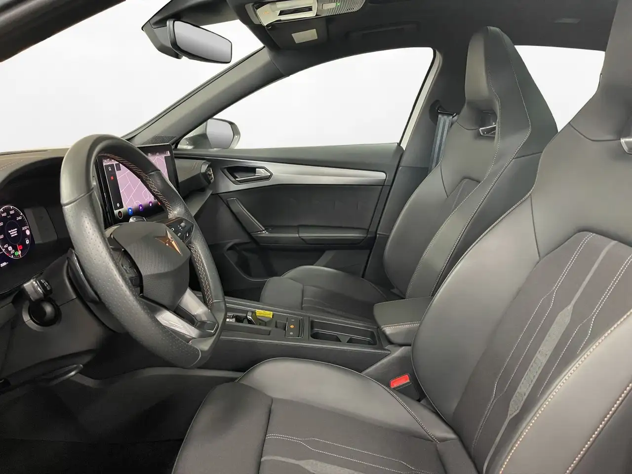 CUPRA Formentor VZ 2.0 TSI Pano LED LM 19" Navi PDC+RF — معرض صور السيارة 15