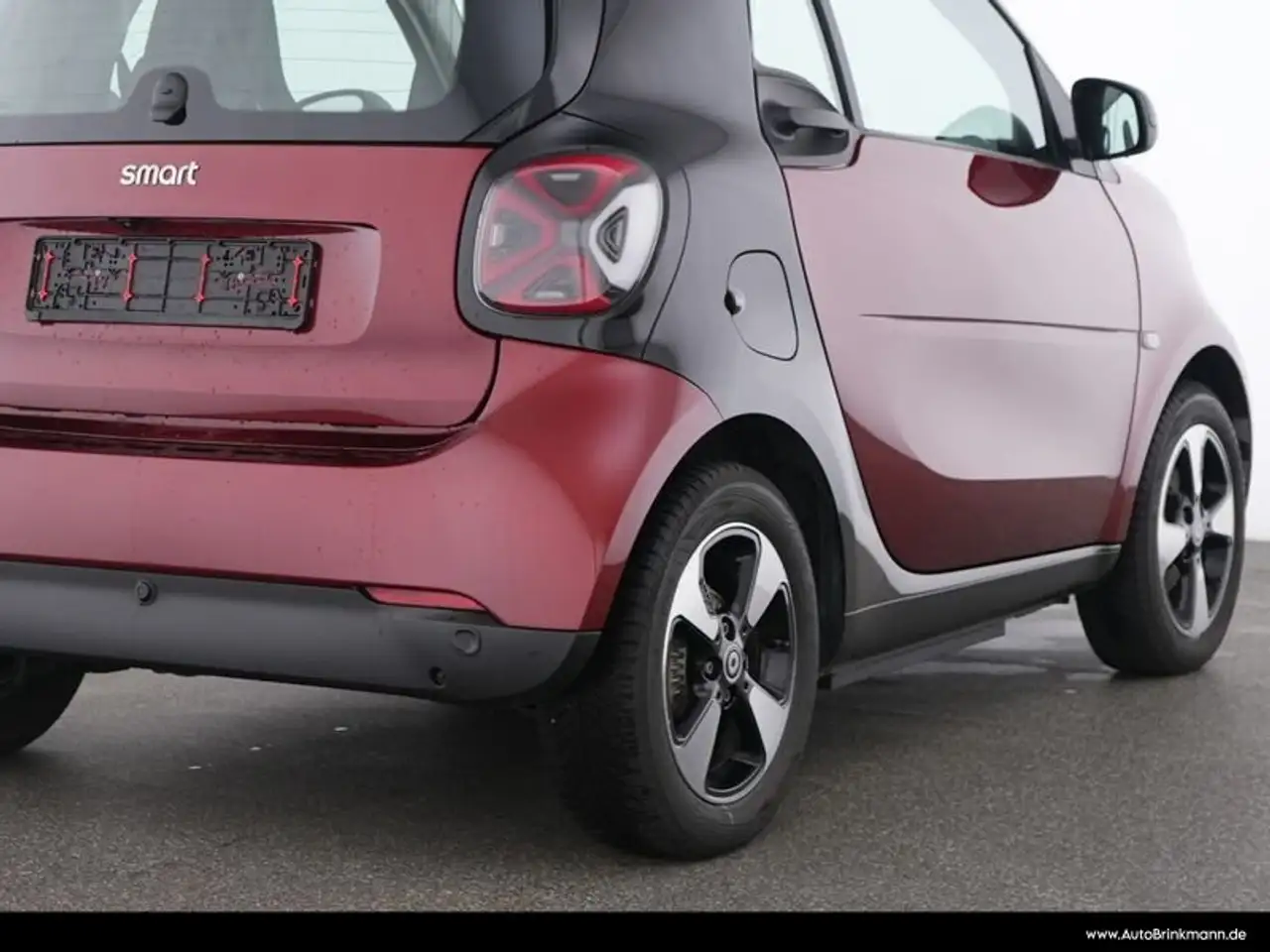 smart forTwo smart EQ fortwo Panorama/SHZ/Klima/Styling/NSW — Galerie du véhicule 4