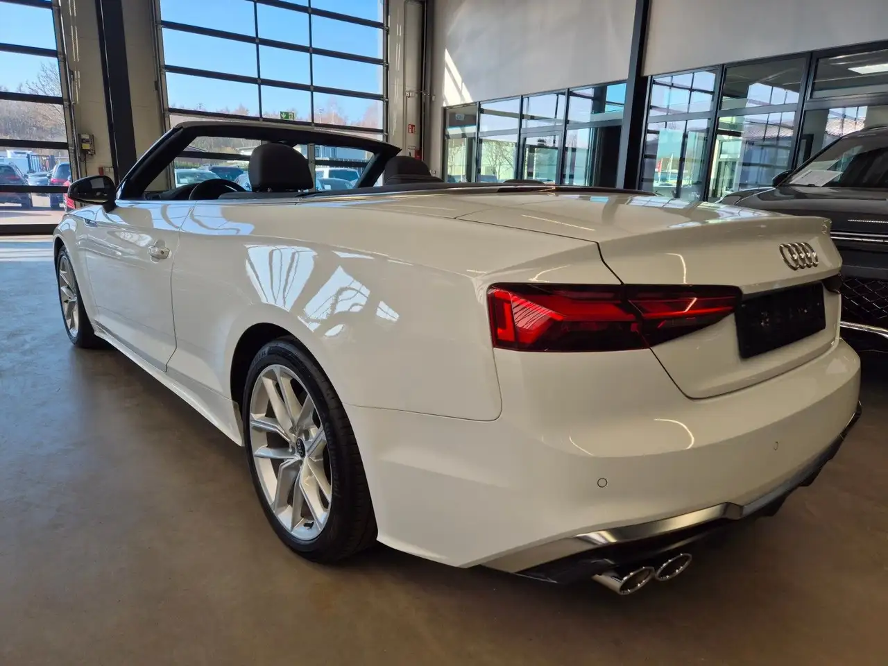 Audi S5 CABRIOLET 3.0 TFSI QUATTRO MATRIX KEYLESS SHZ — Vehicle gallery 6