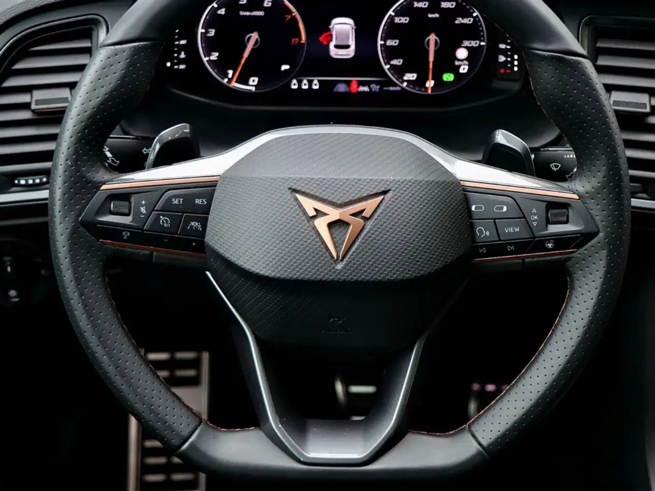 CUPRA Ateca 1.5 TSI DSG AHK/NAVI/LED/RÜCKFK/SHZ — معرض صور السيارة 7