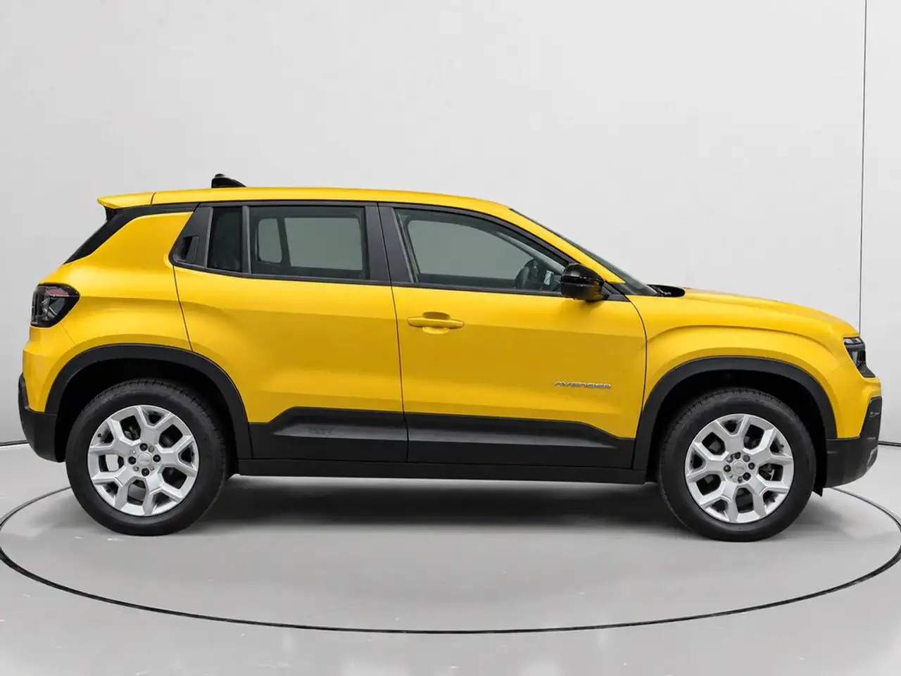 Jeep Avenger 1.2 Altitude 74KW — معرض صور السيارة 2