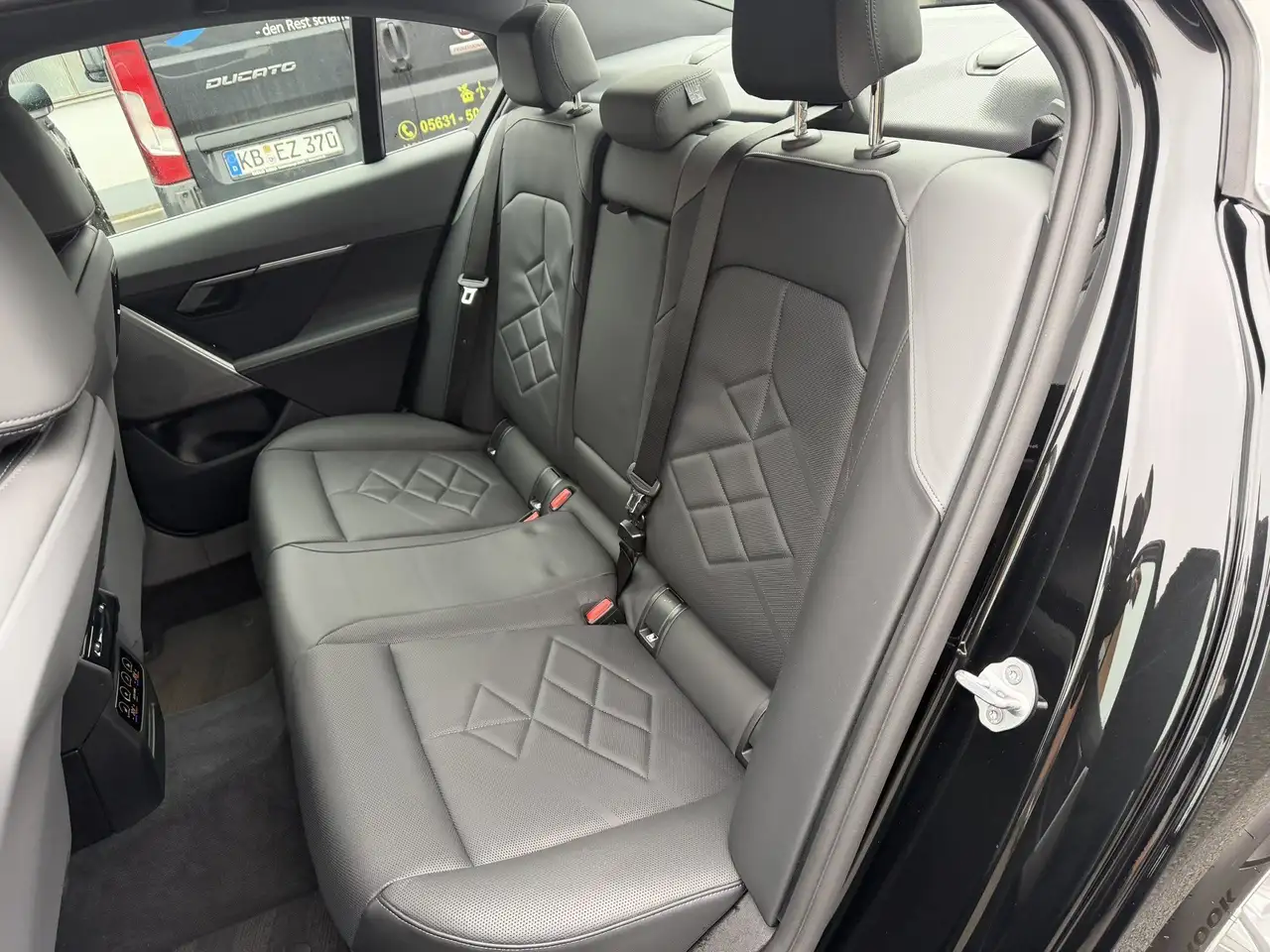 BMW 520 i LiveCockpit Prof HeadUp Adapt LED Travel+Comfor — Vehicle gallery 21