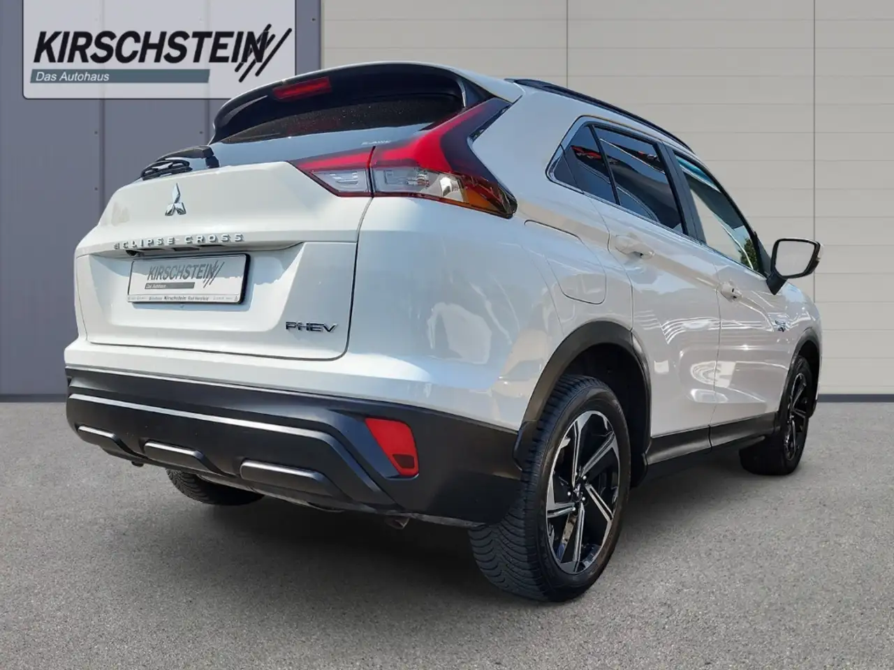 Mitsubishi Eclipse Cross Plug-In Hybrid Basis Offroad-Paket — Galería del vehículo 3