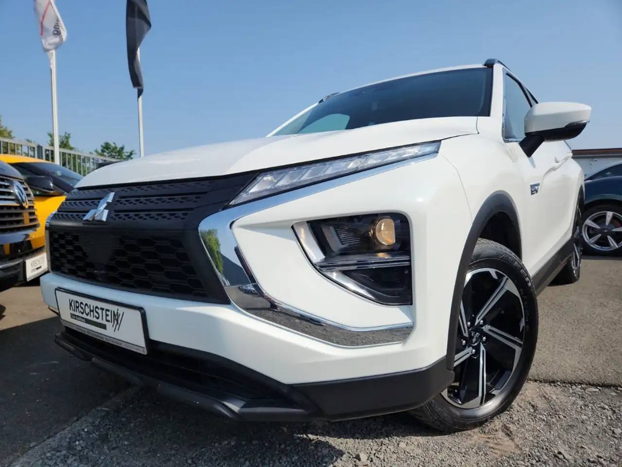 Mitsubishi Eclipse Cross Plug-In Hybrid Basis Offroad-Paket — Galería del vehículo 5