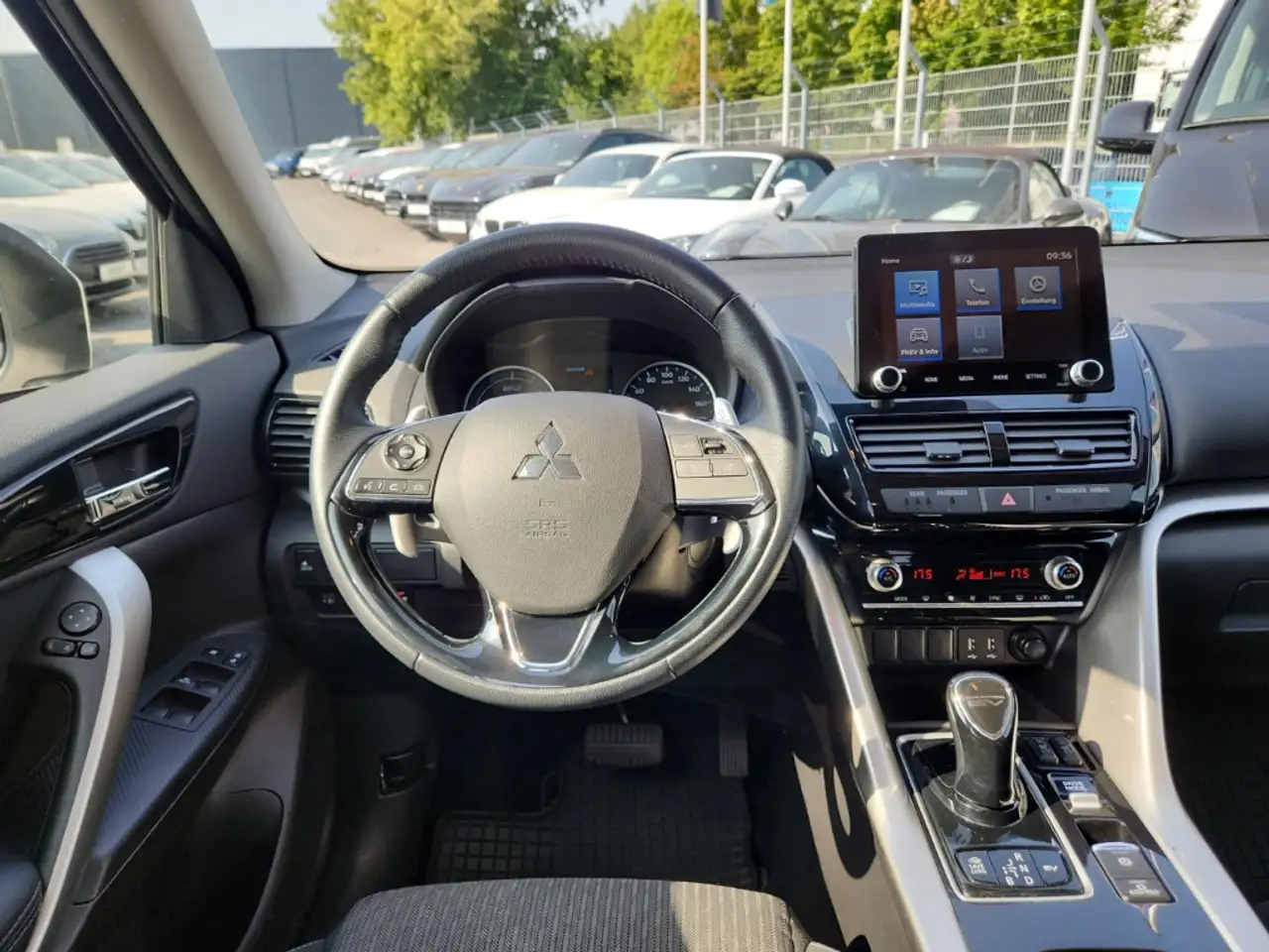 Mitsubishi Eclipse Cross Plug-In Hybrid Basis Offroad-Paket — Galería del vehículo 10