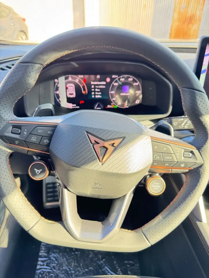 CUPRA Formentor 1.5 eTSI Launch Edition 150 DSG — Vehicle gallery 5