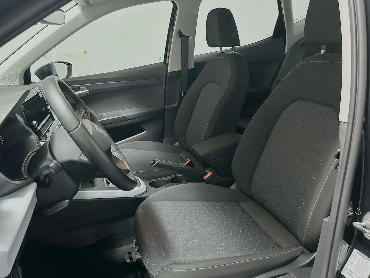SEAT Arona 1.0TSI Style — معرض صور السيارة 11