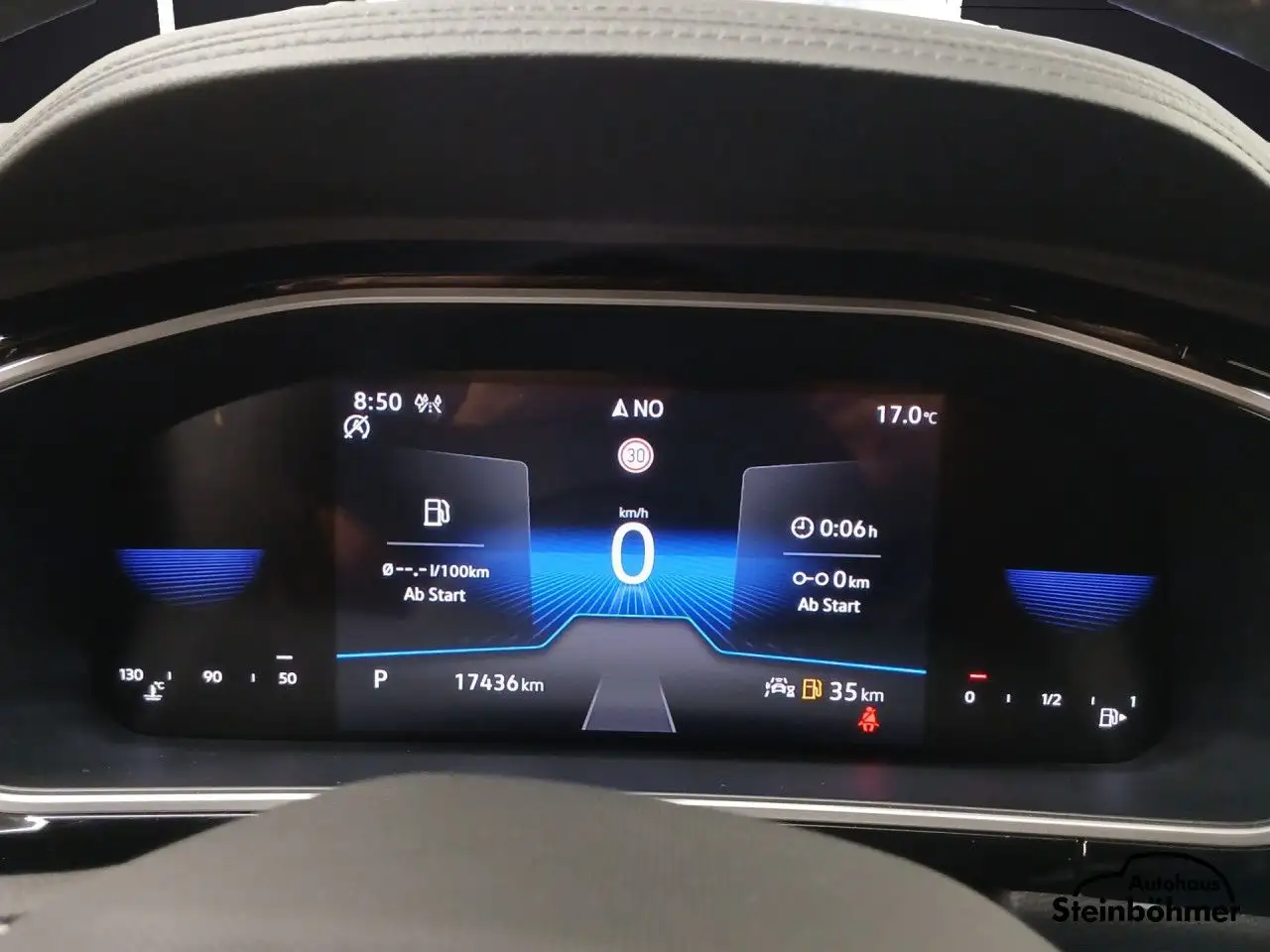 Volkswagen T-Roc R-Line 1.5TSI DSG Navi IQLight RearView LED — معرض صور السيارة 18
