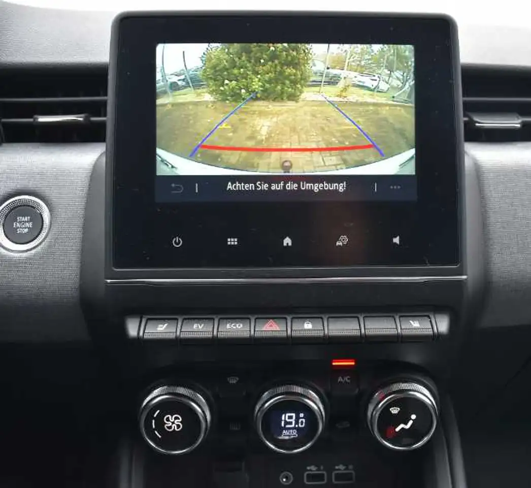 Mitsubishi Colt PLUS 1.6 Hybrid — Galería del vehículo 14
