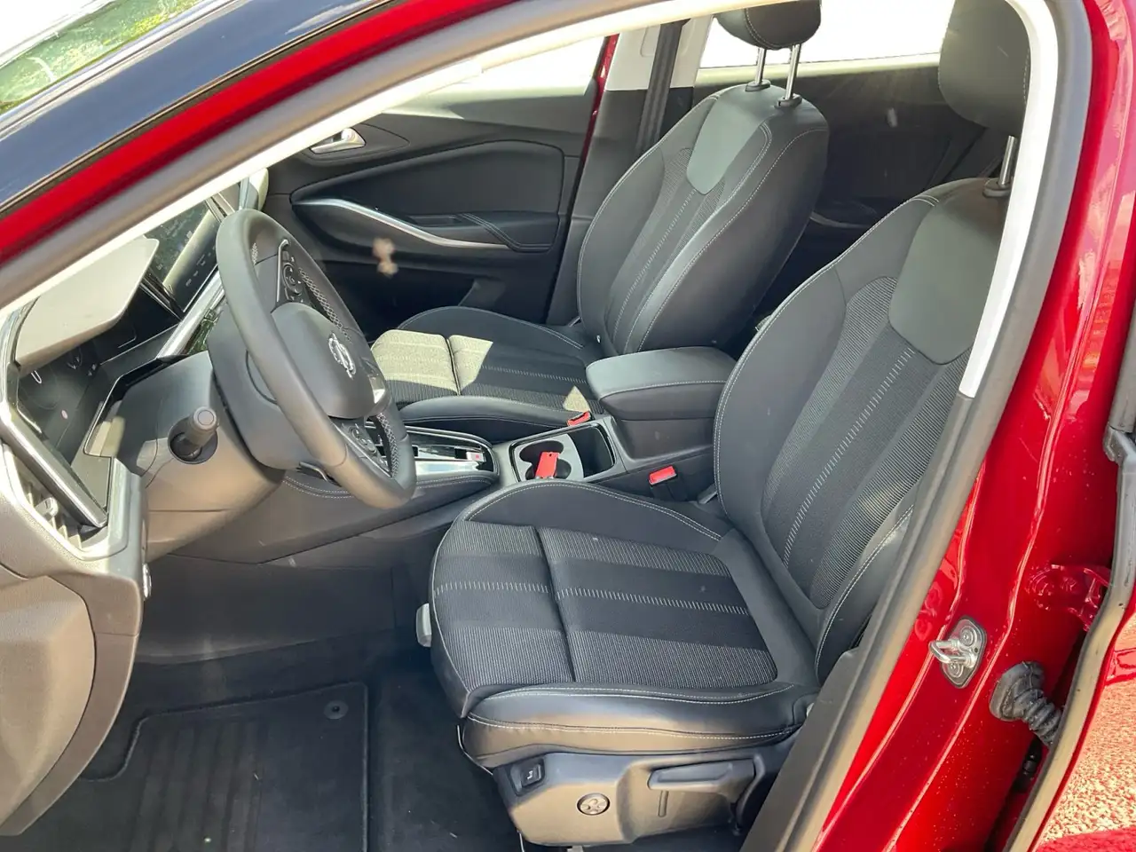Opel Grandland 1.2 GS Line Anhängerkupplung NaviPro*Kamera360° — Galería del vehículo 11
