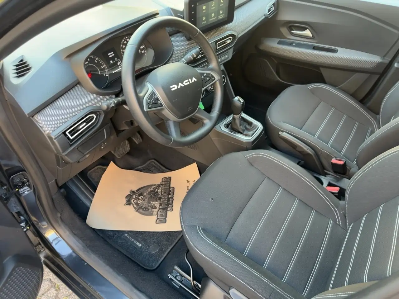 Dacia Sandero TCe90 CVT Expression AUTOMATIK SITZH/GJR — Galerie du véhicule 14