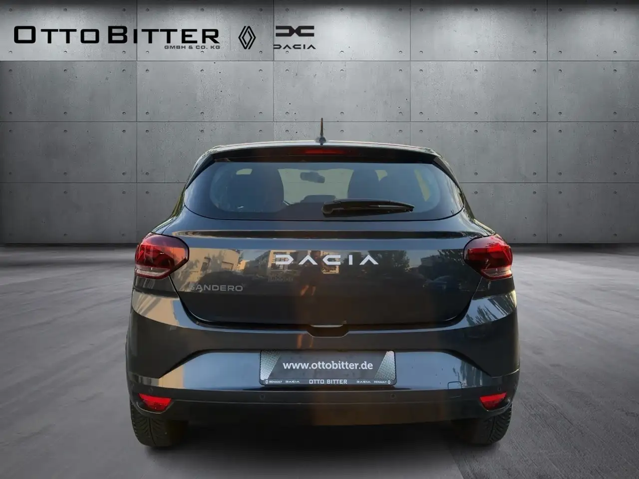 Dacia Sandero TCe90 CVT Expression AUTOMATIK SITZH/GJR — Galerie du véhicule 3