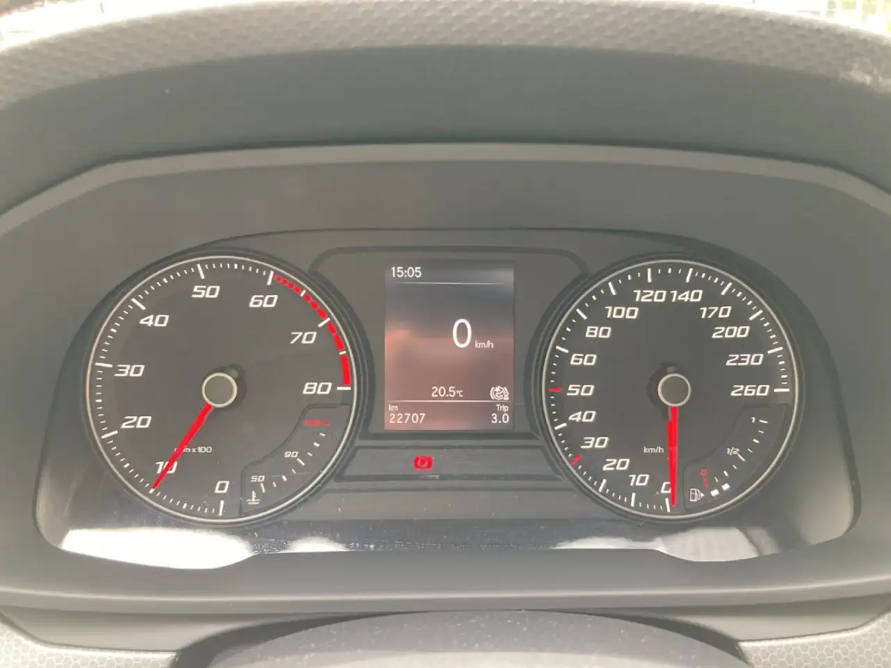 SEAT Leon STYLE EDITION 1.0 TSI Style Edition PDC+TEMPOMAT+L — معرض صور السيارة 16