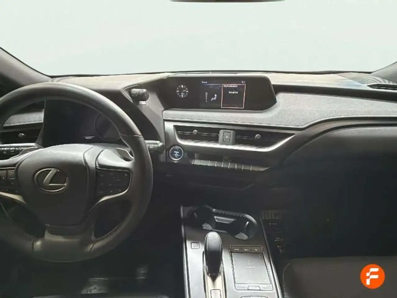 Lexus UX 300e e- Plus — Galerie du véhicule 16