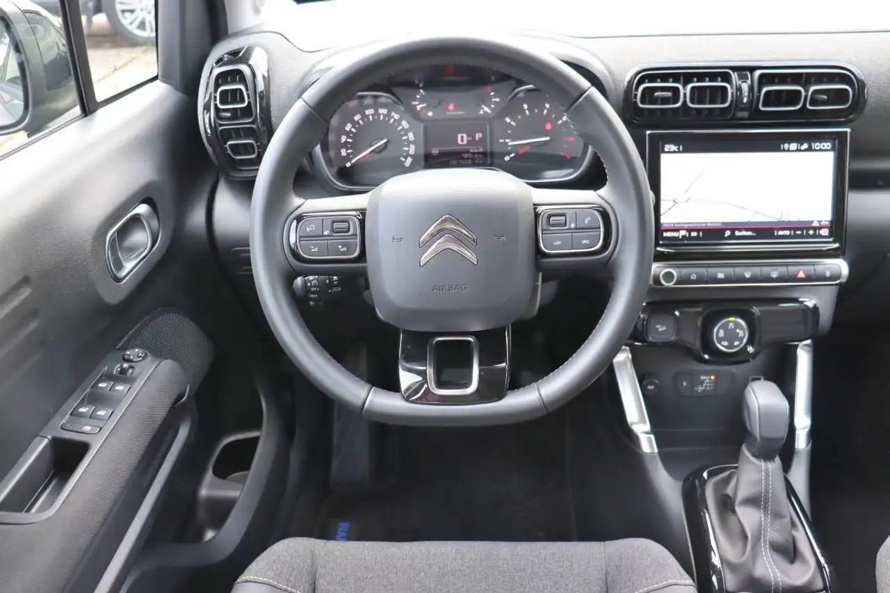 Citroen C3 Aircross PureTech Automatik, Navi, Sitzheizung, Kamera... — Galería del vehículo 17