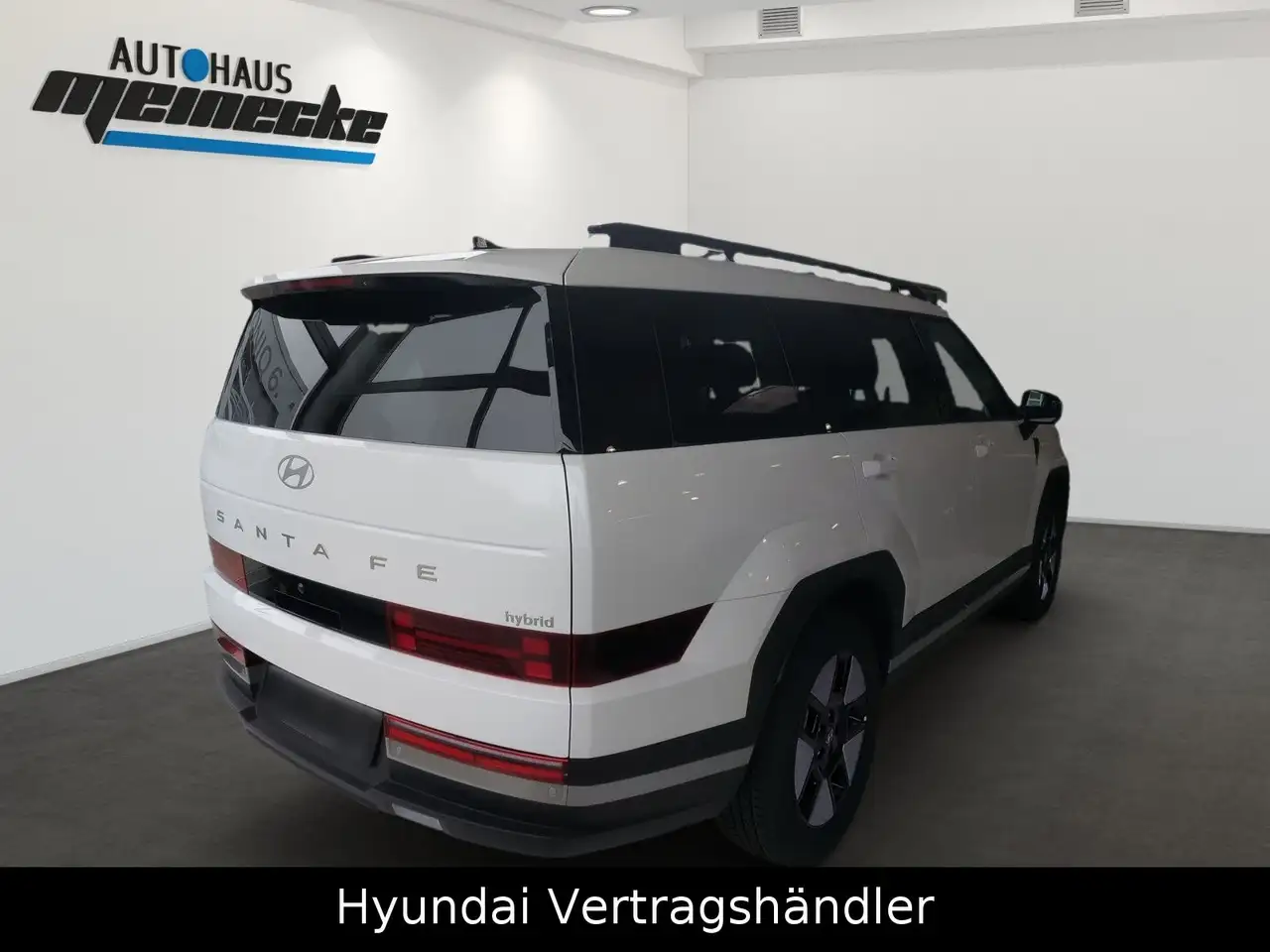 Hyundai SANTA FE 1.6 T-GDI Hybrid INTRO 4WD — معرض صور السيارة 3