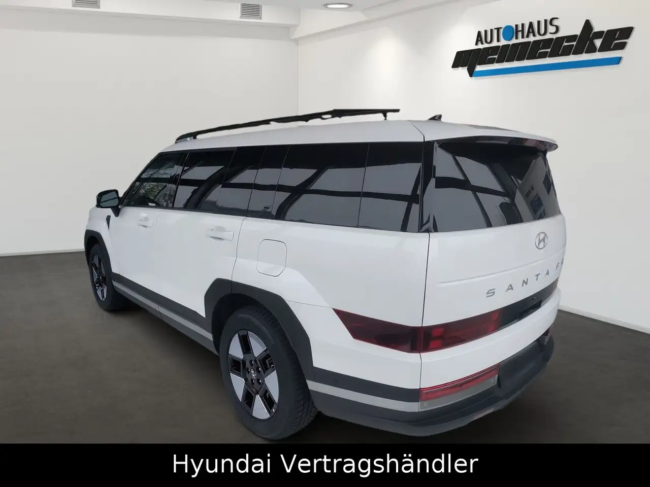 Hyundai SANTA FE 1.6 T-GDI Hybrid INTRO 4WD — معرض صور السيارة 2