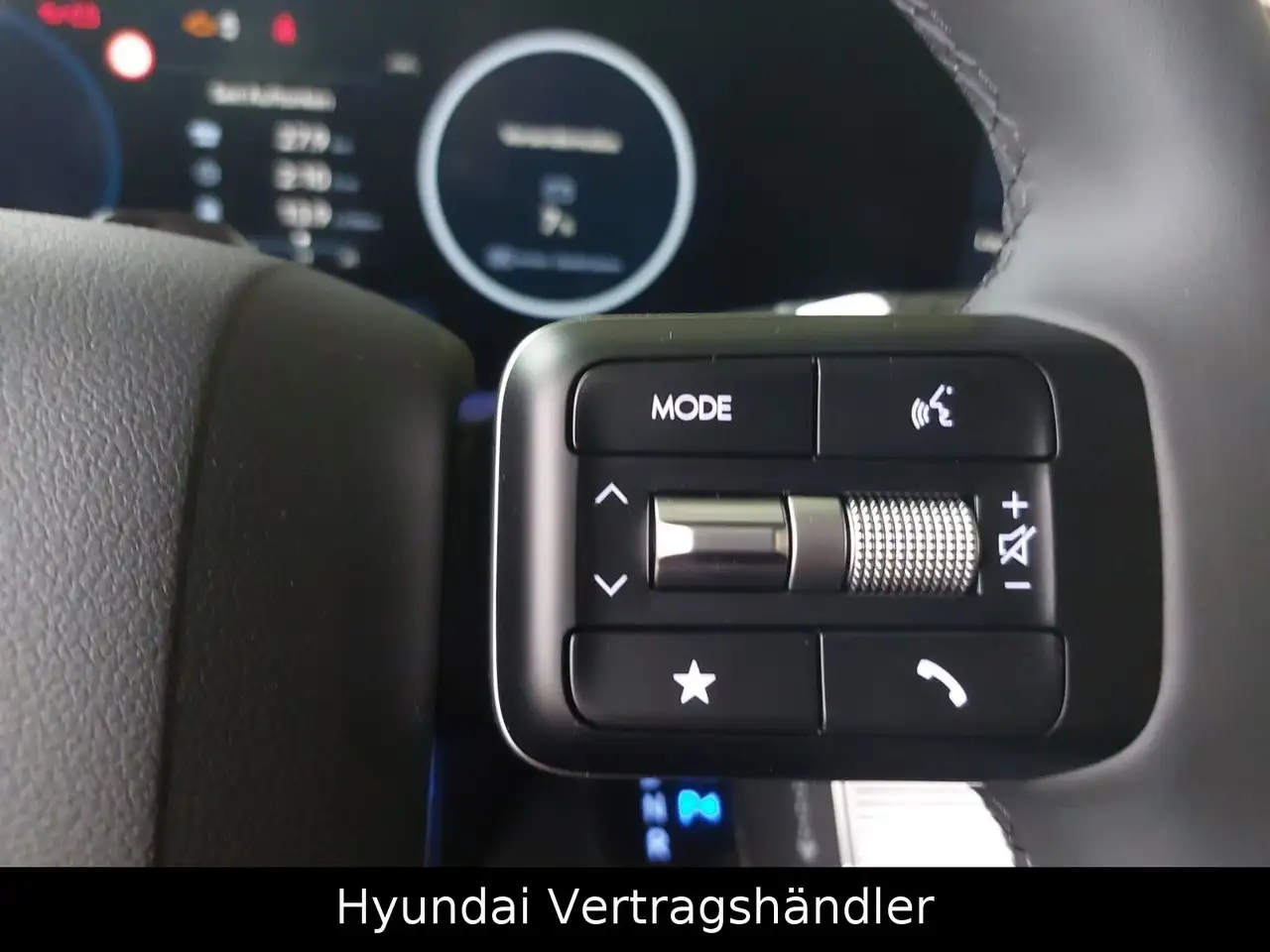Hyundai SANTA FE 1.6 T-GDI Hybrid INTRO 4WD — معرض صور السيارة 19