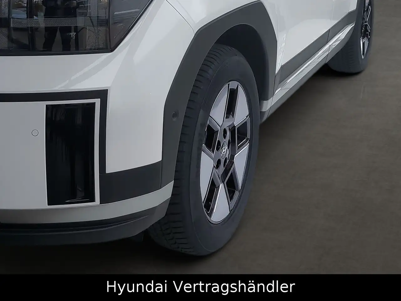 Hyundai SANTA FE 1.6 T-GDI Hybrid INTRO 4WD — معرض صور السيارة 6