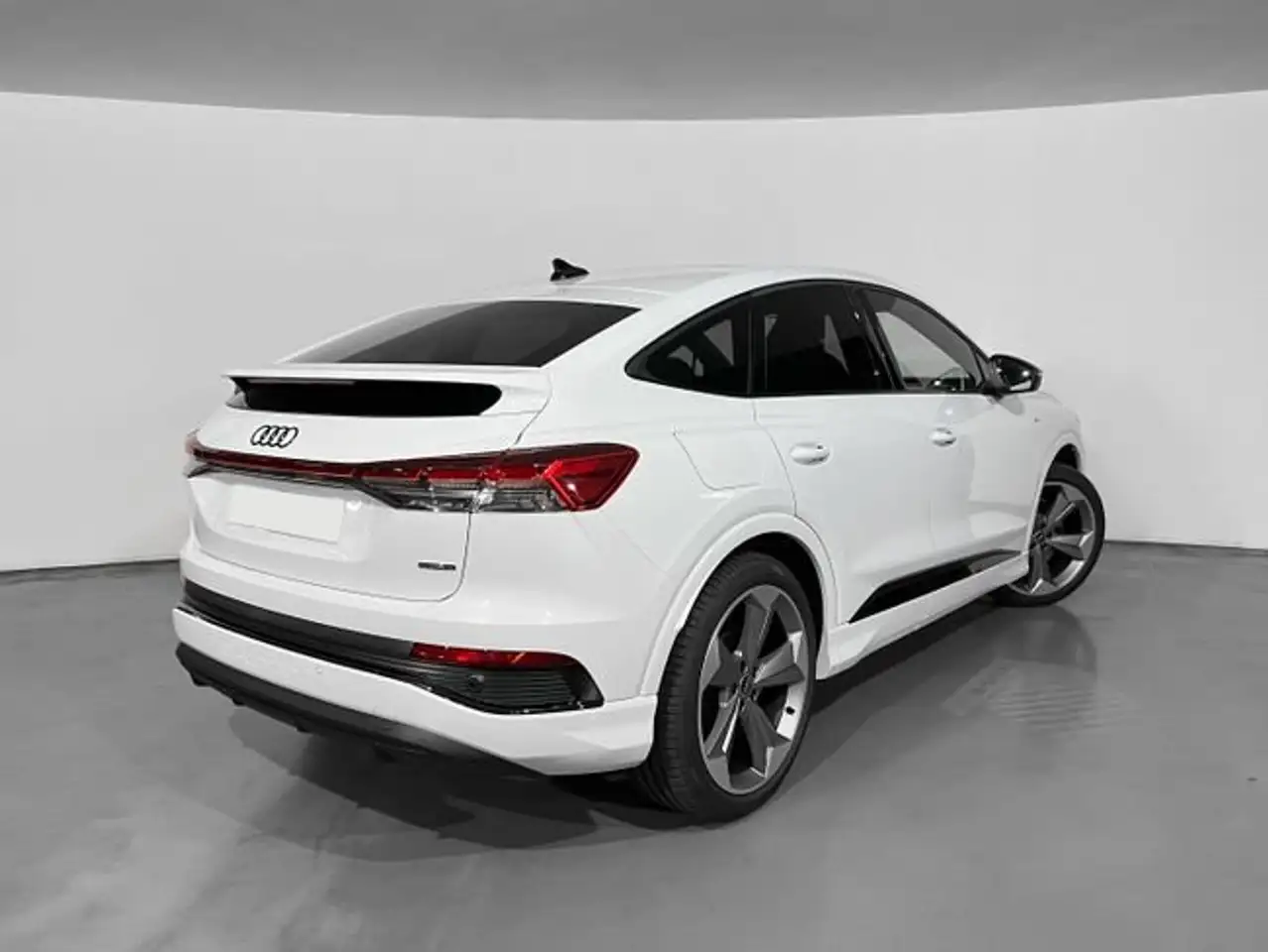 Audi Q4 e-tron Sportback 45 S line 210 kW (285 CV) quattro — Galerie du véhicule 3