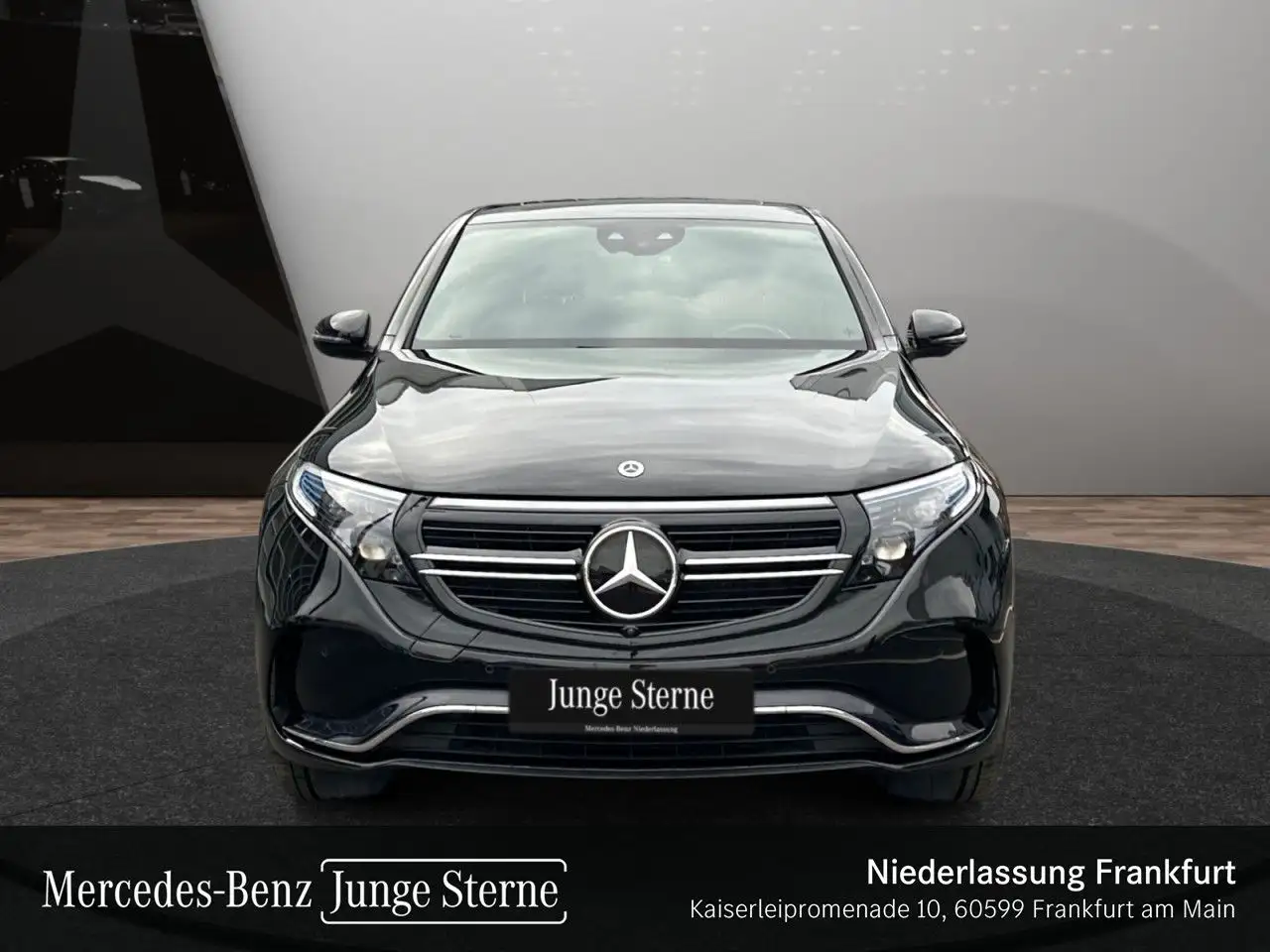 Mercedes-Benz EQC 400 4M AMG+360+MULTIBEAM+FAHRASS+BURMESTER+HUD — Vehicle gallery 3