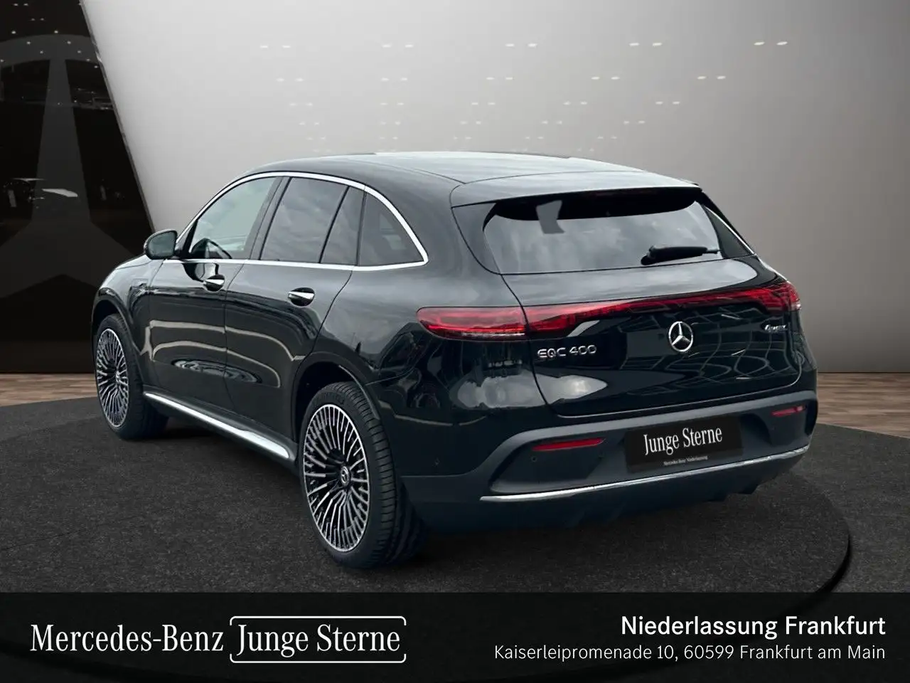 Mercedes-Benz EQC 400 4M AMG+360+MULTIBEAM+FAHRASS+BURMESTER+HUD — Vehicle gallery 10