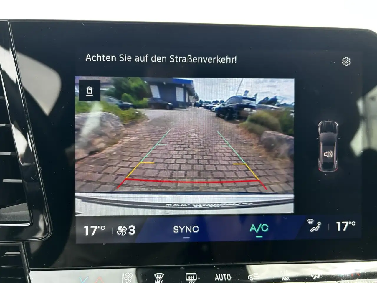 Renault Austral 160 Evolution Kamera Navi Apple KomfZug — Galerie du véhicule 17