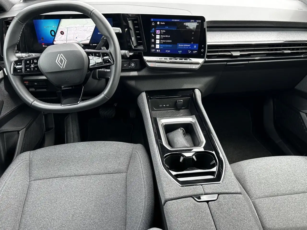 Renault Austral 160 Evolution Kamera Navi Apple KomfZug — Galerie du véhicule 12