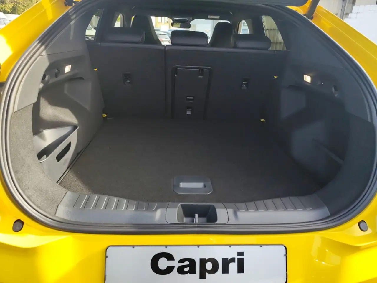 Ford Capri Premium RWD 77 kWh +HUD+ACC+TWA+LED+AHK+Wärmepumpe — معرض صور السيارة 7