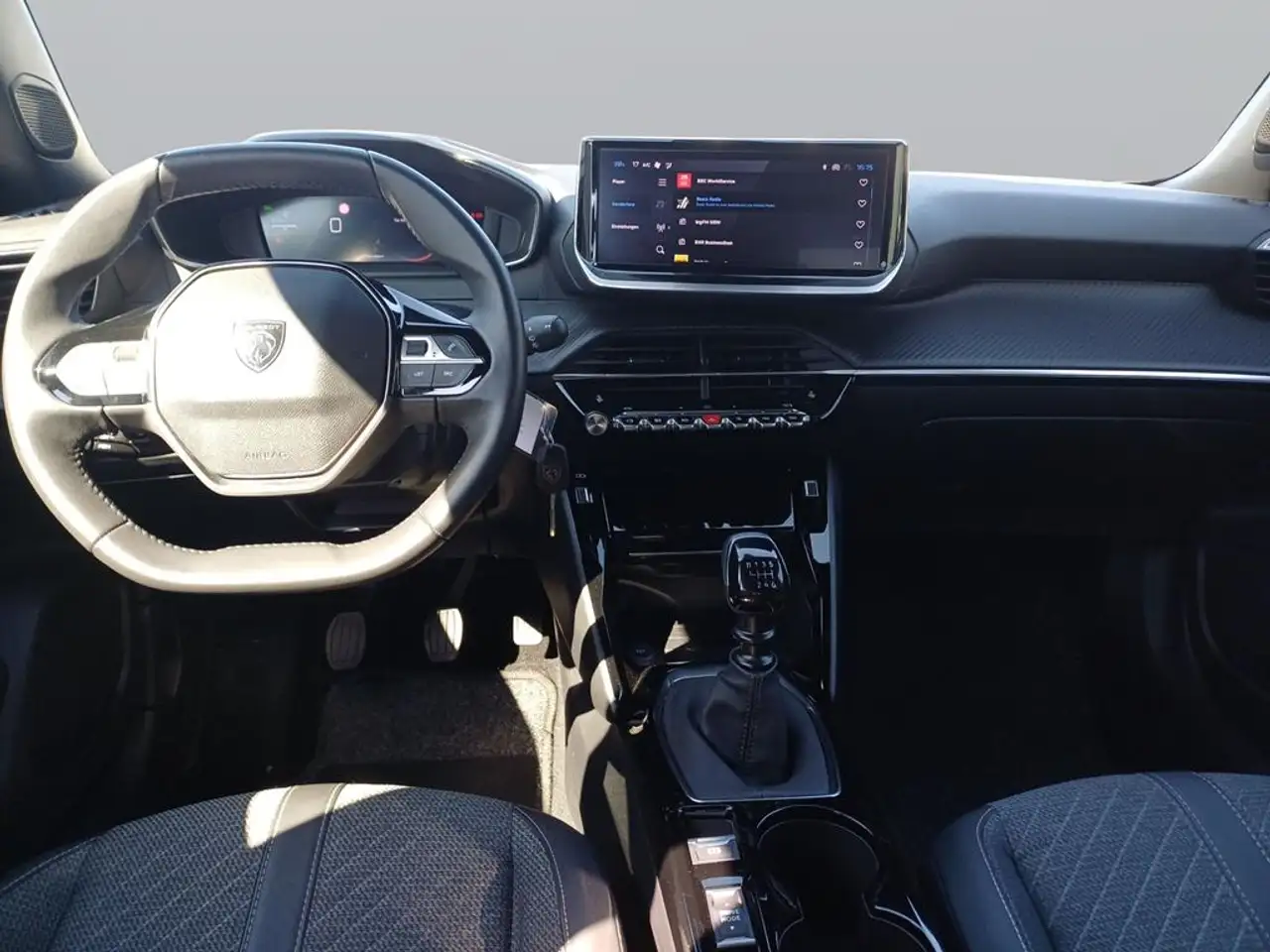 Peugeot 2008 Neuer 2008 Allure PureTech 100 — Galerie du véhicule 10
