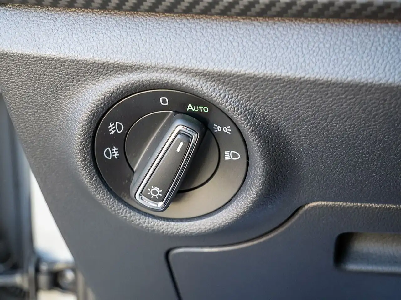 Skoda Scala 1.0 TSI Monte Carlo MATRIX-LED PANO FACEL. — Vehicle gallery 15