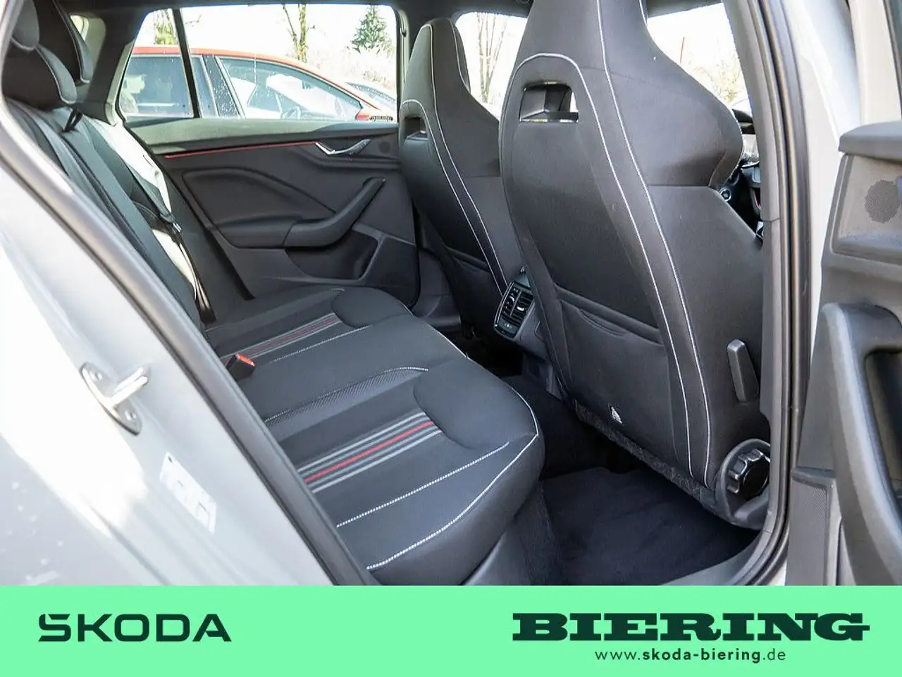 Skoda Scala 1.0 TSI Monte Carlo MATRIX-LED PANO FACEL. — Vehicle gallery 4
