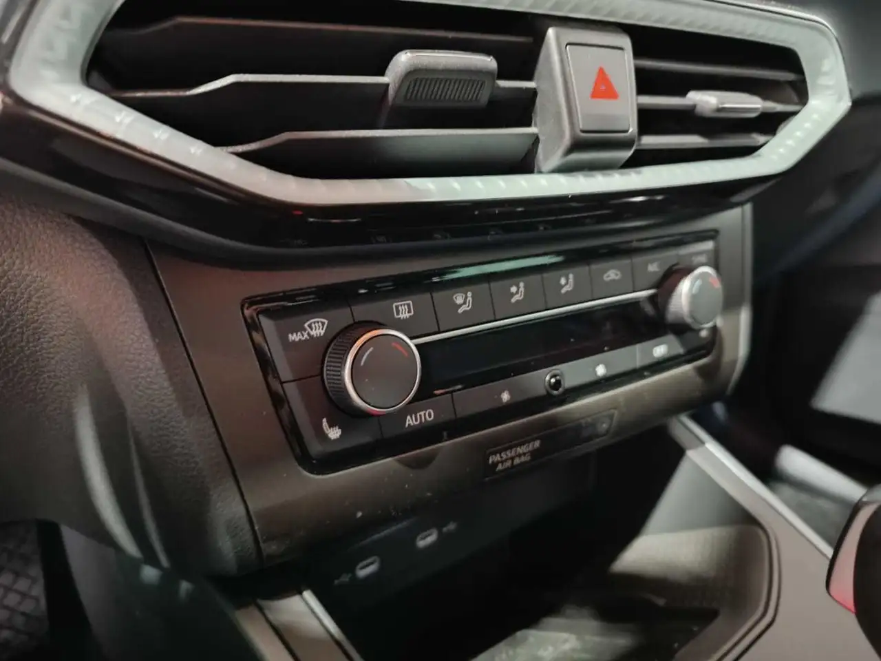 SEAT Arona 1.0 TSI S&S FR Special Edition 115 — Vehicle gallery 9