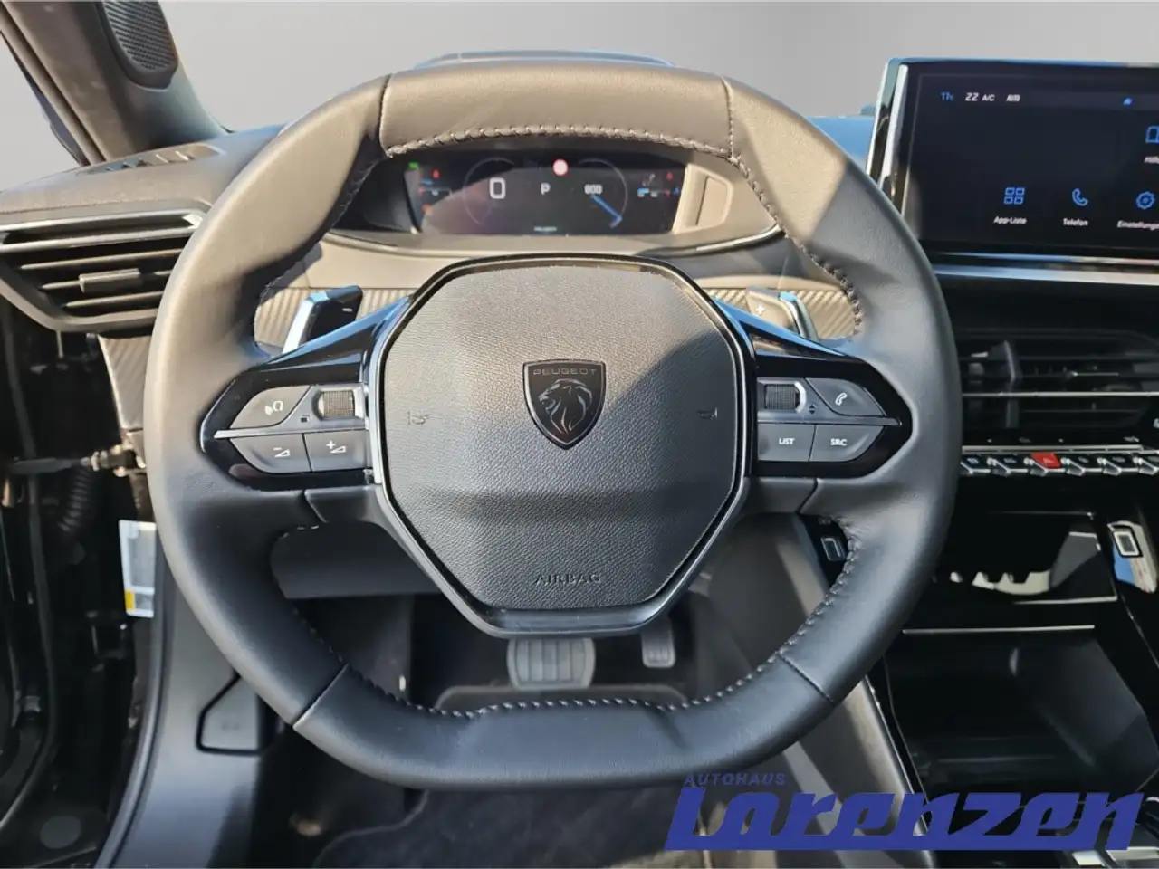 Peugeot 2008 Black Selection 1.2 EAT8 LED+R/Camera+SHZ+Totwinke — معرض صور السيارة 13