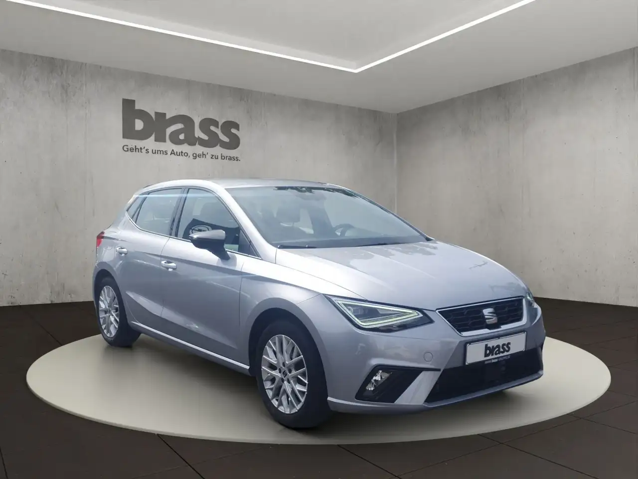 SEAT Ibiza 1.0 TSI FR Navigationssystem Full Link All — Vehicle gallery 7