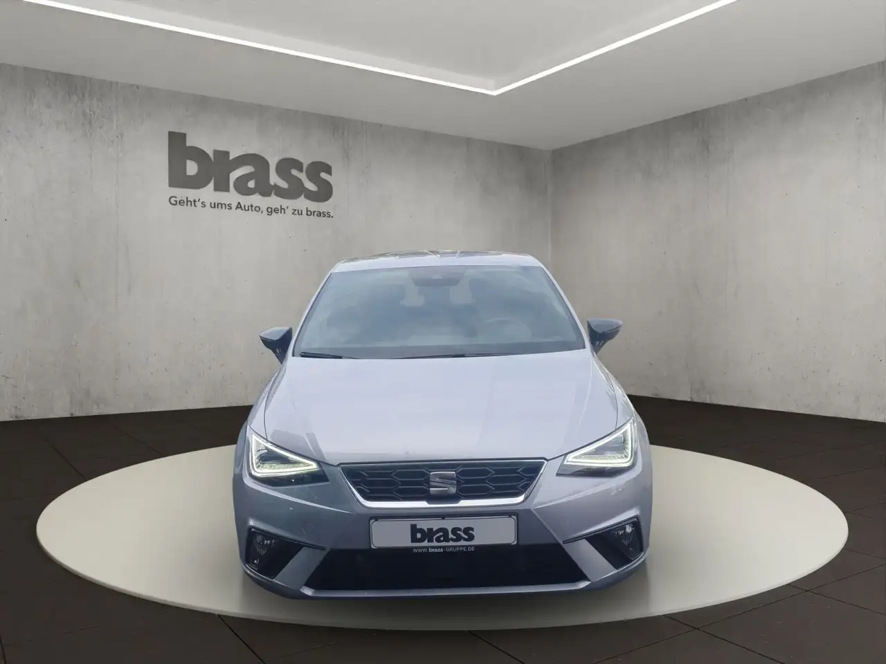 SEAT Ibiza 1.0 TSI FR Navigationssystem Full Link All — Vehicle gallery 8