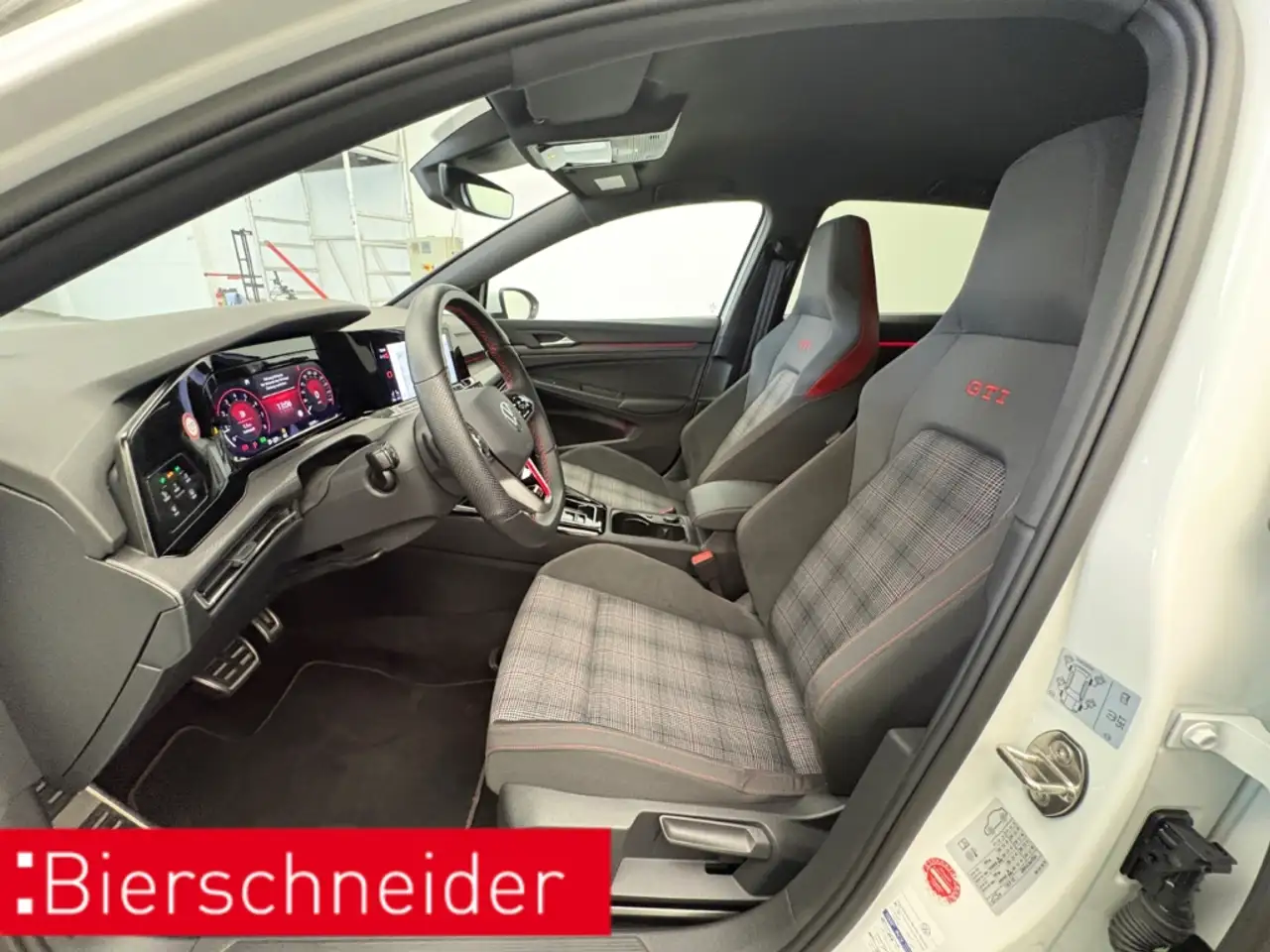 Volkswagen Golf GTI 8 2.0 TSI DSG DIGITAL COCKPIT PRO LED PDC 17 ACC D — Galerie du véhicule 8