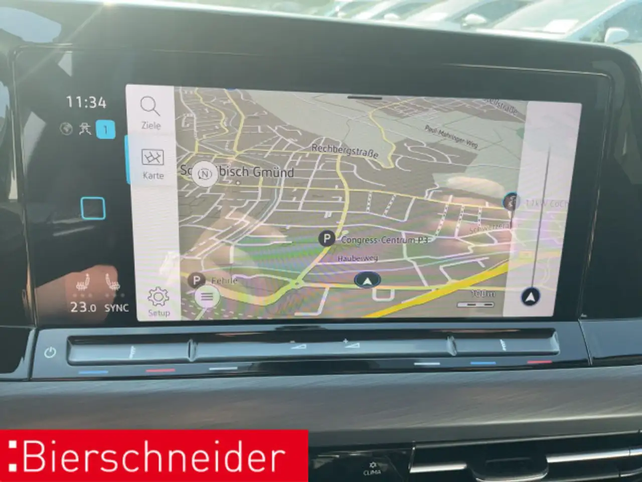 Volkswagen Golf 8 1.5 TSI Style ACC NAVI SHZ CAM LED+ — Vehicle gallery 22