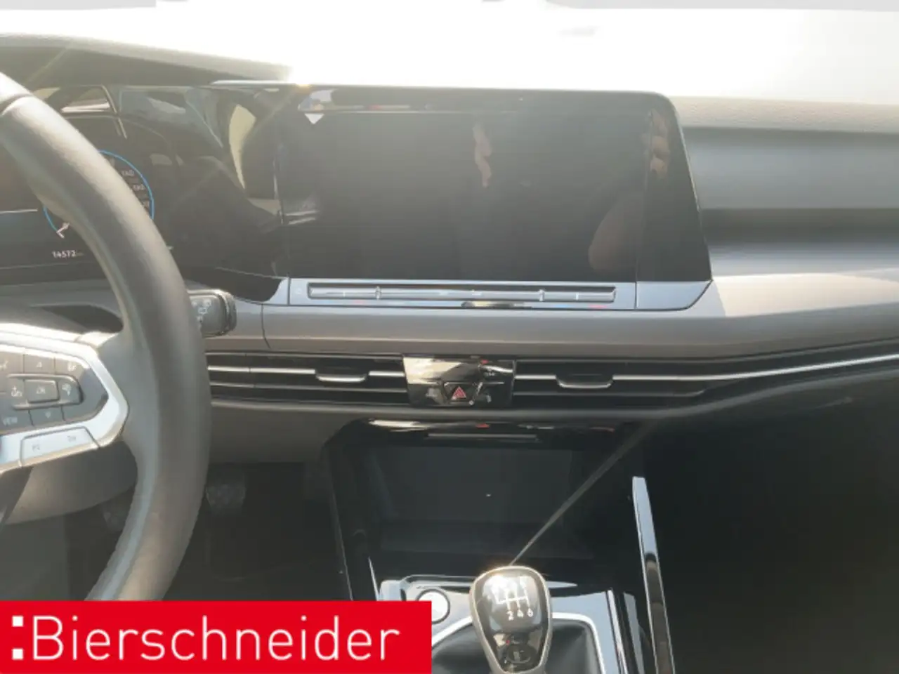 Volkswagen Golf 8 1.5 TSI Style ACC NAVI SHZ CAM LED+ — Vehicle gallery 16