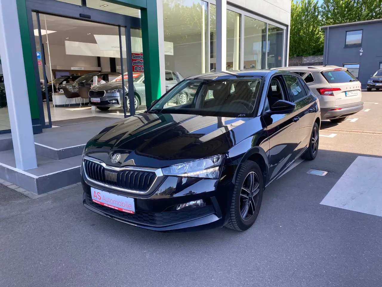 Skoda Scala Cool Plus mit SmartLink und Bluetooth — Essen