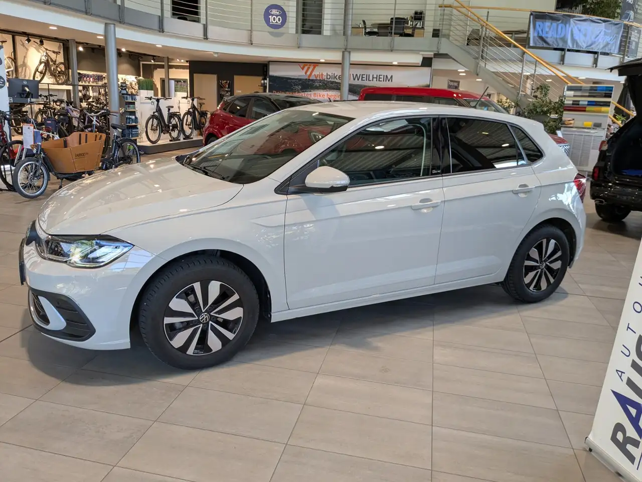 Volkswagen Polo 1,0 Move 59kW 80PS — Galería del vehículo 4