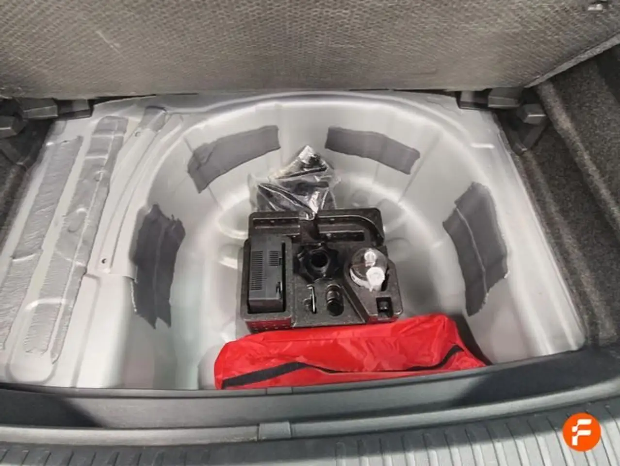 SEAT Arona 1.5 TSI 110kW DSG Xperience Special Ed — معرض صور السيارة 19