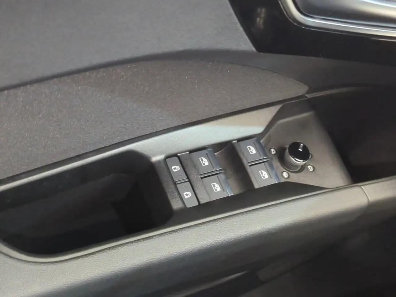 Audi Q4 e-tron 45 AHK+360° Cam+ACC+Navi+Dynamik-Paket — Vehicle gallery 22
