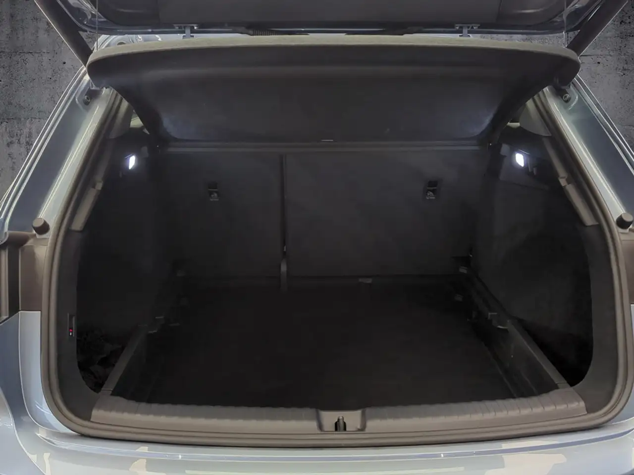 Audi Q4 e-tron 45 AHK+360° Cam+ACC+Navi+Dynamik-Paket — Vehicle gallery 13