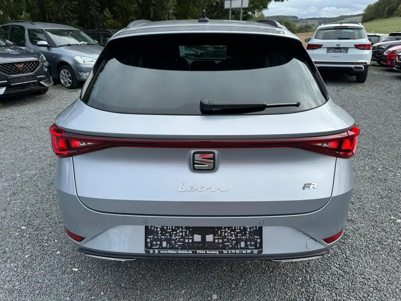 SEAT Leon 1.5 eTSI *DSG*FR*PDCHI+VO*TEMPOMAT*DAB*VOLL — Galería del vehículo 5